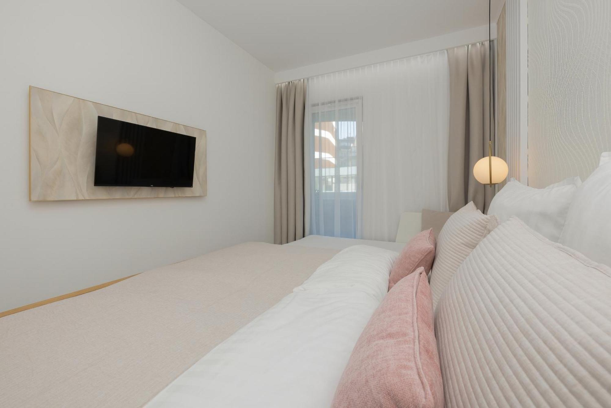 Baltic Waves Resort Apartment A012 Free Parking Miedzyzdroje Kültér fotó